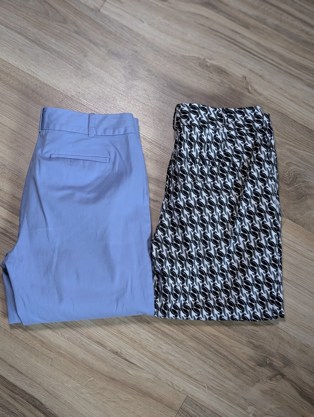 2 Pair Lot Talbots woman capris pants petite black/white novelty pockets 6p